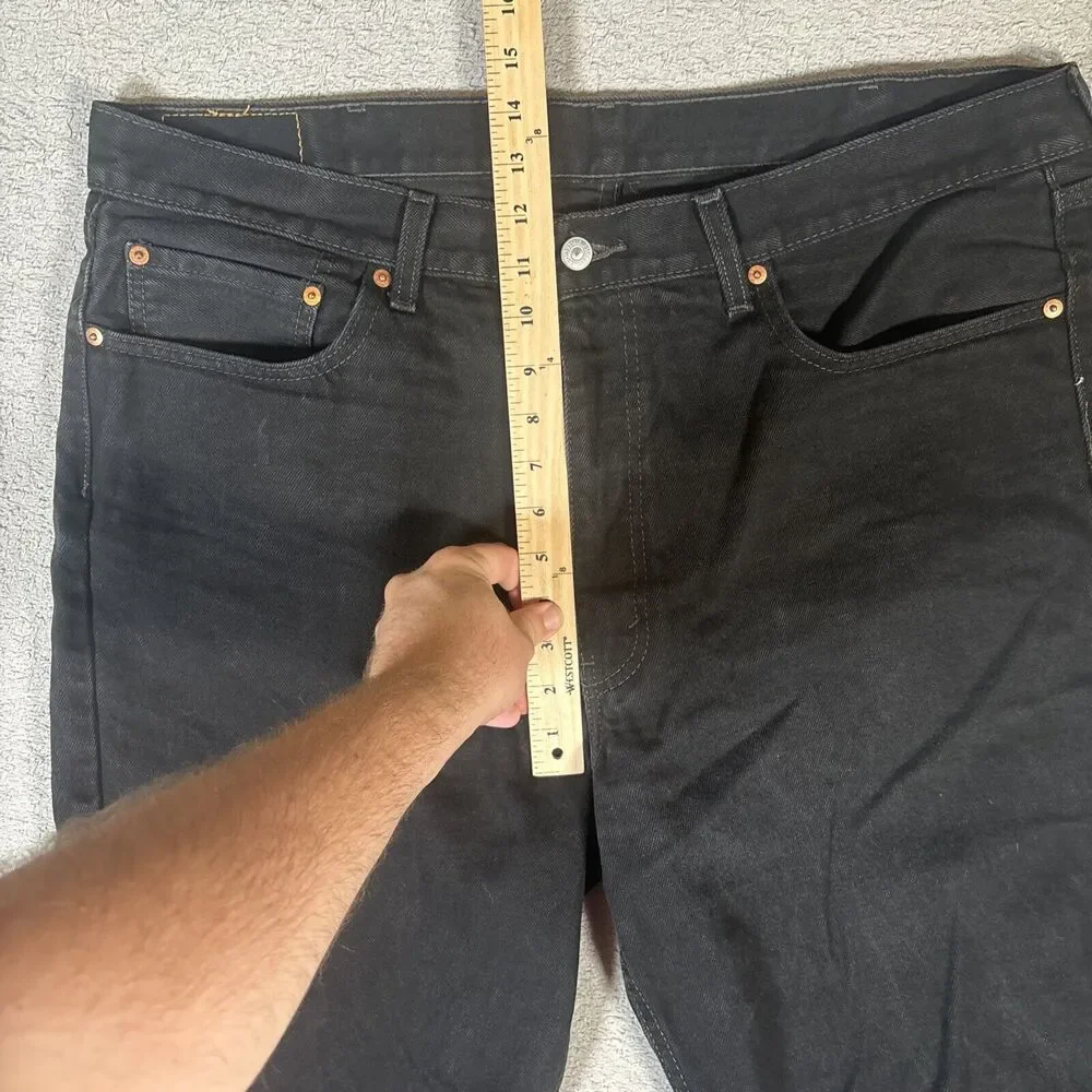 Levi's 550 Jeans Relaxed Fit Men's Size 40x30 Black EUC Grunge Wide‎ Leg Y2K